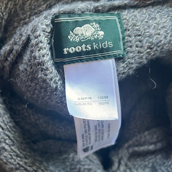 Roots Kids - Knitted Poncho - Size S-M - Picture 5 of 5